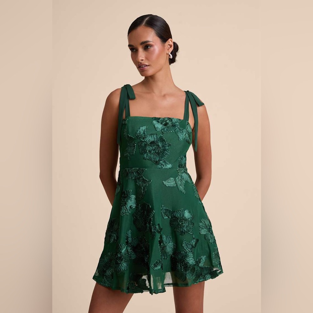 Lulu's Green Floral Mini Dress